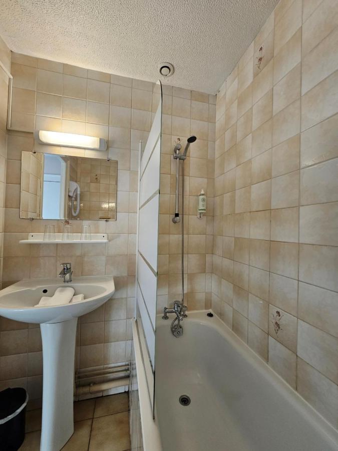 Escal Hotel Etaples Bagian luar foto